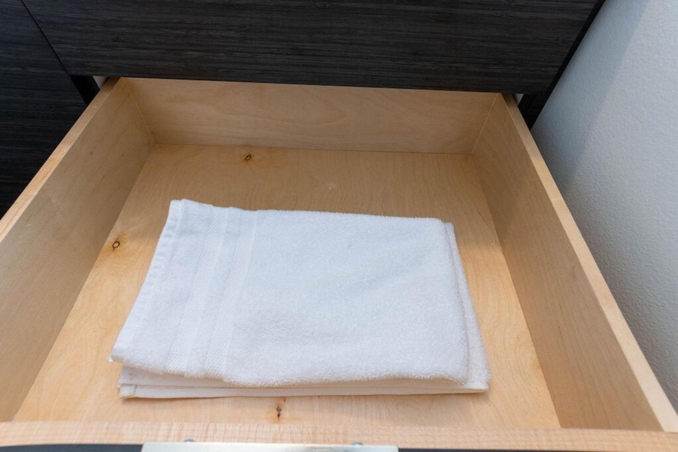 Self Check-In-Washer-Dryer-4Ksmart Tv-King Bed-Gym Такома Екстериор снимка
