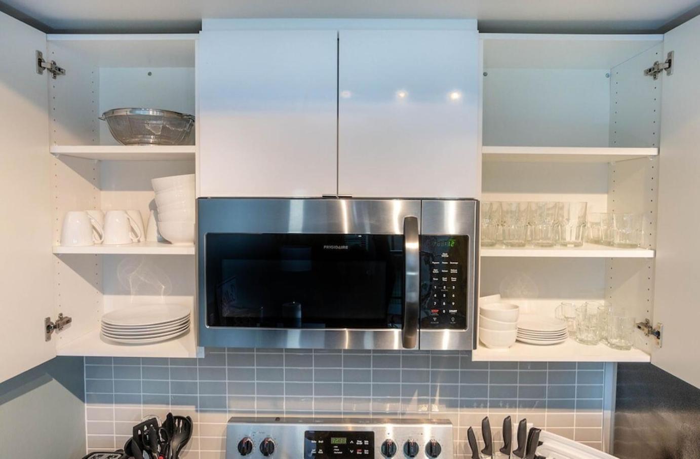Self Check-In-Washer-Dryer-4Ksmart Tv-King Bed-Gym Такома Екстериор снимка