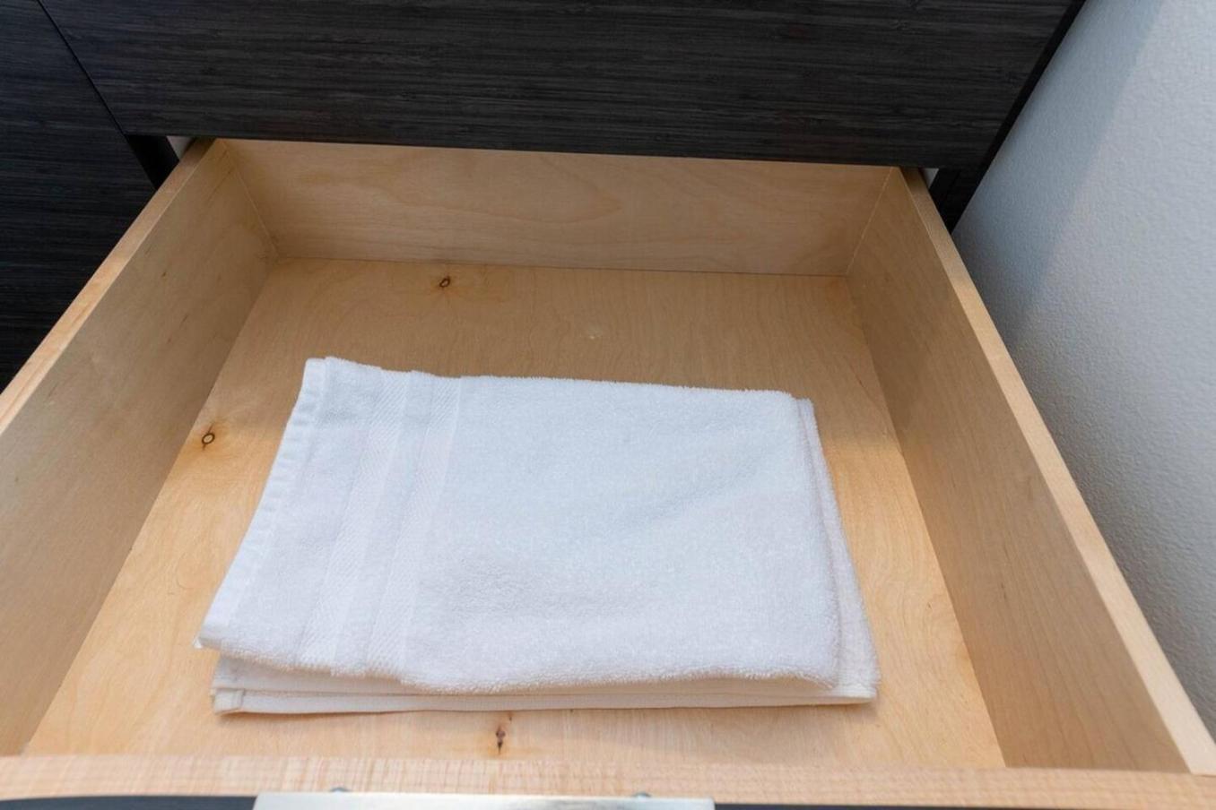 Self Check-In-Washer-Dryer-4Ksmart Tv-King Bed-Gym Такома Екстериор снимка